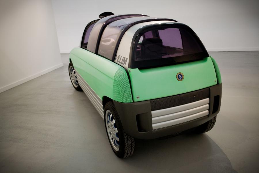  Bertone Slim 2000 года  (фото 1 из 3)